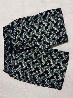 Onia Charles Men's Black Swim Trunks with Green Leaf Print